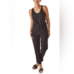 Patagonia black jumpsuit L
